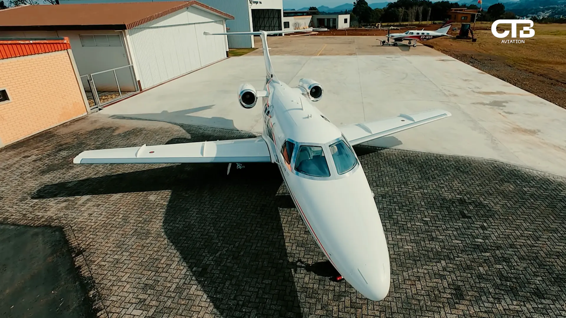 Vista traseira da aeronave